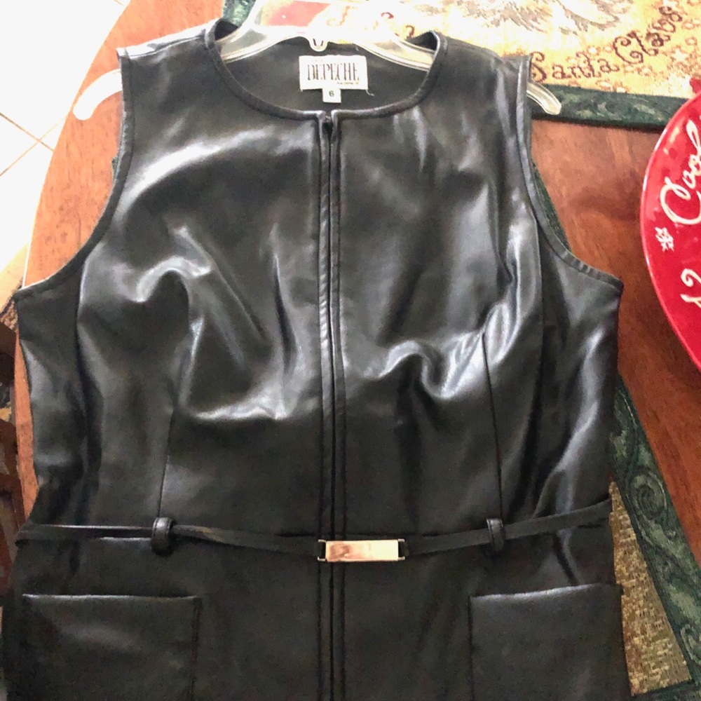 Women’s Black leather vest